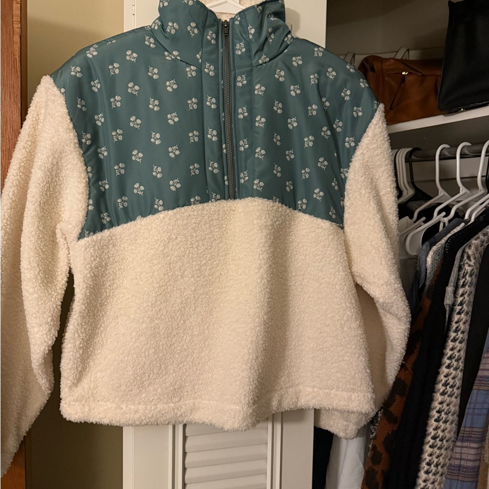 Universal Thread Teal and Cream Jacket